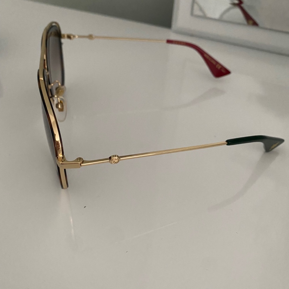 Gucci sunglasses - Picture 4 of 4